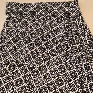 👠 3 for $15 - Flowy asymmetric skirt